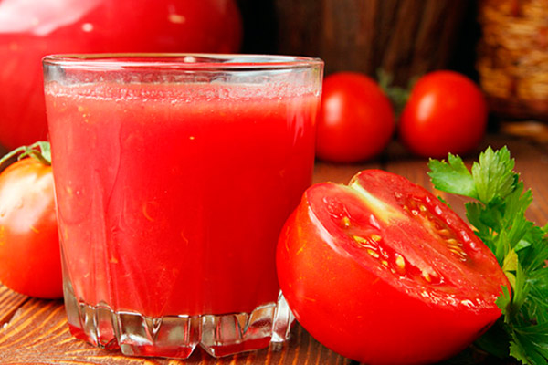 Рекомендации по употреблению томатного сока женщинами во время ГВ